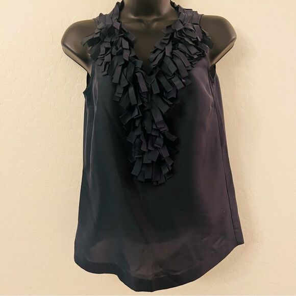 J Crew 100% Silk Navy Blue V Neck Ruffle Sleeveless Feminine Popover Blouse XS 0 - Picture 8 of 9